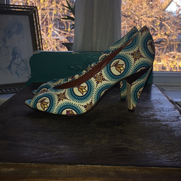 Marc by Marc Jacobs patterned open toe pump - Picture 3 of 6